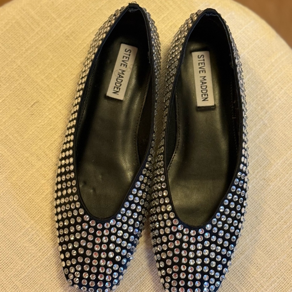 Steve Madden Sparkling Black Rhinestone Loafers